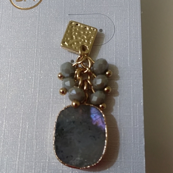 - Stella & ruby earrings - Picture 5 of 5